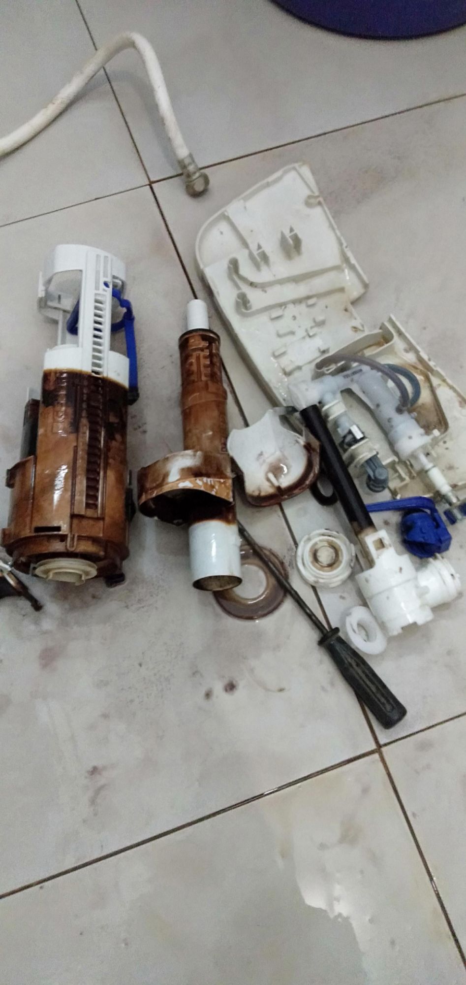 Toren air untuk layanan pembersihan